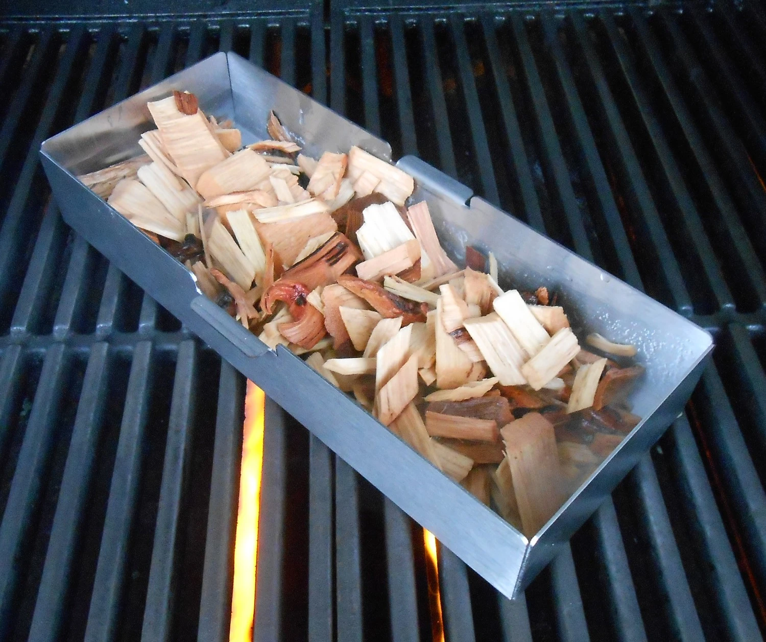 Grillfürst Räucherbox: Edelstahl Smokerbox Für Tolles Aroma 6 Grillfürst Räucherbox: Edelstahl Smokerbox Für Tolles Aroma – Bild 4