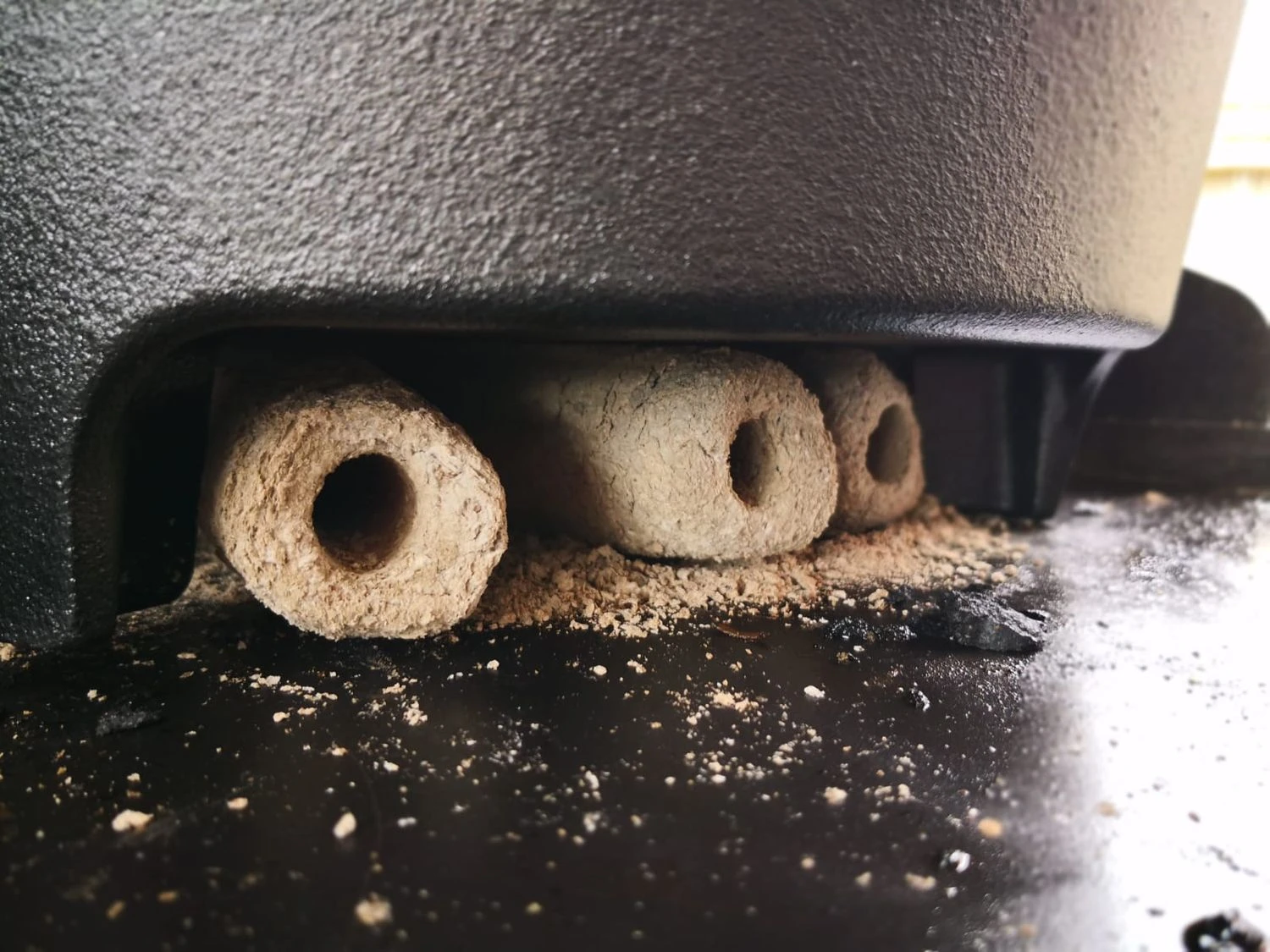 Grillfürst Dutch Oven Set BBQ Edition DO9 - X-Deal Inkl. Pflegepaste, Deckelheber Und Kochlöffel 12 Grillfürst Dutch Oven Set BBQ Edition DO9 - X-Deal Inkl. Pflegepaste, Deckelheber Und Kochlöffel – Bild 10