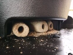 Grillfürst Dutch Oven Set BBQ Edition DO12 - X-DEAL Inkl. Tragetasche / Aufbewahrungstasche, Gusseisen Pflege Und Deckelheber -Grillen Und Rauchern Dutch Oven mit Greek Fire 5