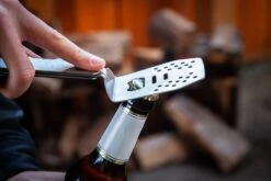 Grillfürst BBQ - Multitool - 4in1 Grillbesteck - Grillgadget -Grillen Und Rauchern Flaschenoeffner BBQ Multitool