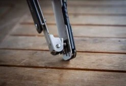 Grillfürst BBQ - Multitool - 4in1 Grillbesteck - Grillgadget -Grillen Und Rauchern Gelenk BBQ Multitool