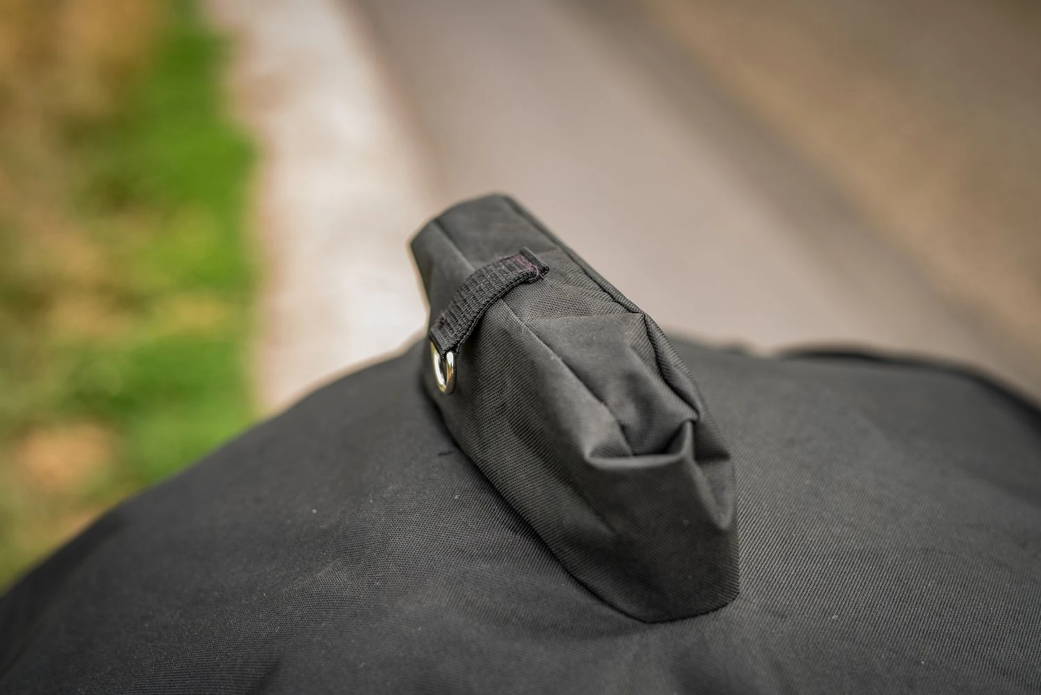 Grillfürst Abdeckhaube / Schutzhülle Kugelgrill 57cm Passend Für Weber Master Touch, Weber Original, Napoleon, Outdoorchef 6 Grillfürst Abdeckhaube / Schutzhülle Kugelgrill 57cm Passend Für Weber Master Touch, Weber Original, Napoleon, Outdoorchef – Bild 4