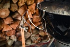 Grillfürst Deckelhalter Und Besteckhalter Kombination Für Kugelgrills -Grillen Und Rauchern Grillfuerst Besteckhalter Kugelgrill