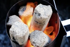 Grillfürst Kokosbriketts In Stangenform - 20 Kg - Ideal Für Dutch Oven Und Grill -Grillen Und Rauchern Grillfuerst Kokos Stangenbriketts durchgelueht