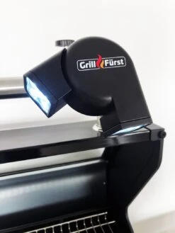 Grillfürst Universal LED Grilllampe / Grilllicht / Grifflicht - Mit 2 Schwenkbaren Leuchtköpfen -Grillen Und Rauchern Grillfuerst Universal Grillampe verstellbar