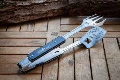 Grillfürst BBQ - Multitool - 4in1 Grillbesteck - Grillgadget -Grillen Und Rauchern Grillzange BBQ Multitool
